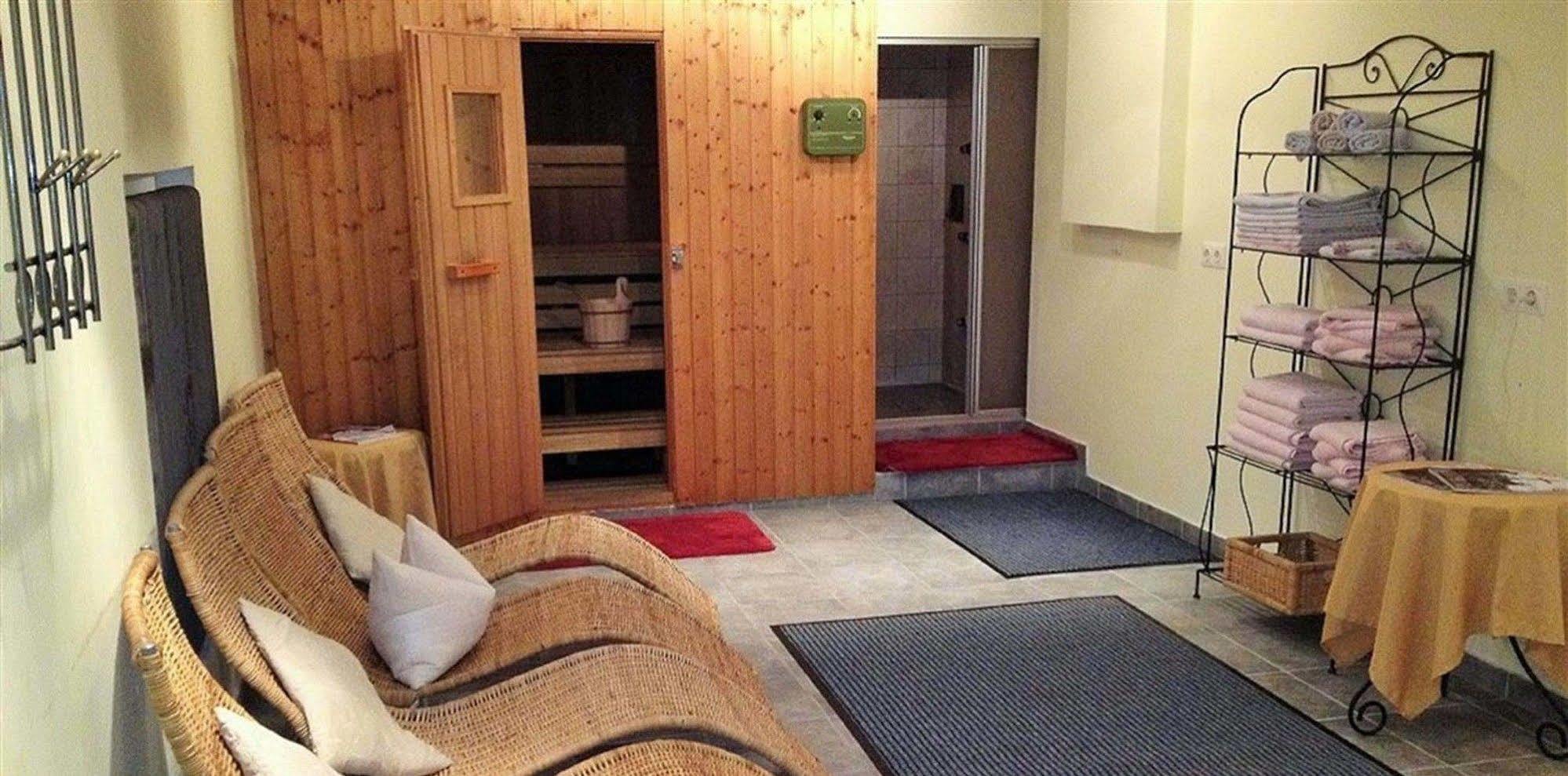 Hotel Restaurant Rosengarten زيل أم زيلر المظهر الخارجي الصورة